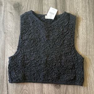 💚Black Cotton On, NWT sleeveless crop top, size Medium Versatile Stylish Casual